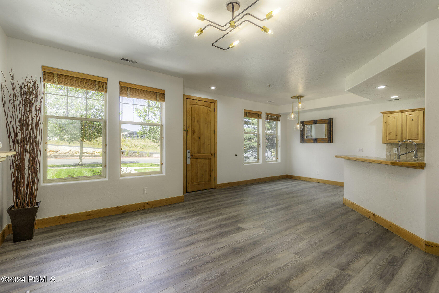 1746 W Redstone Avenue #APT G, Park City, Utah image 8