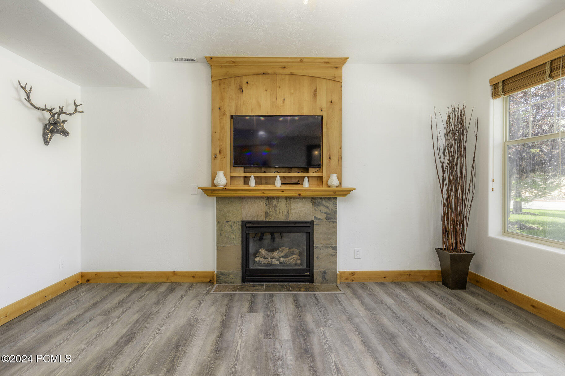 1746 W Redstone Avenue #APT G, Park City, Utah image 6