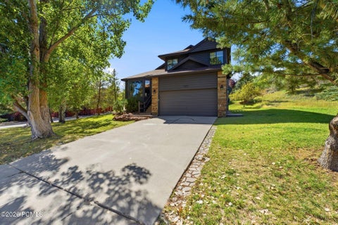Homes For Sale - 8109 Meadowview Drive<br/> Park City, UT 84098