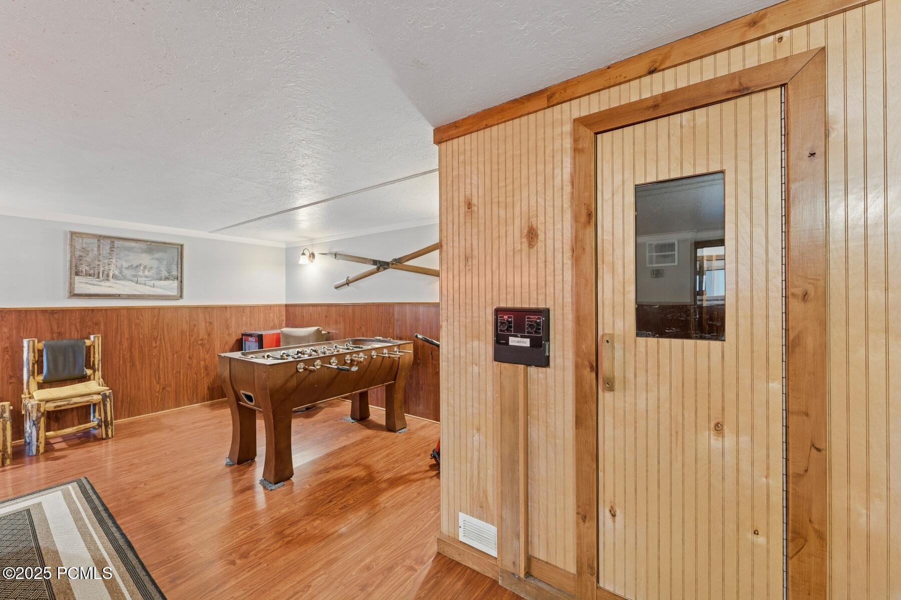 Park City, Utah 84060, United States, 4 Bedrooms Bedrooms, ,4 BathroomsBathrooms,Residential,Active,210246