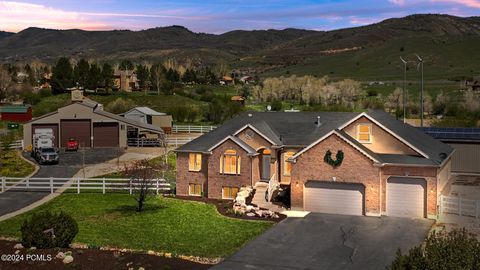 Townhouse For Sale - 3480 N 5100<br/> Liberty, UT 84310