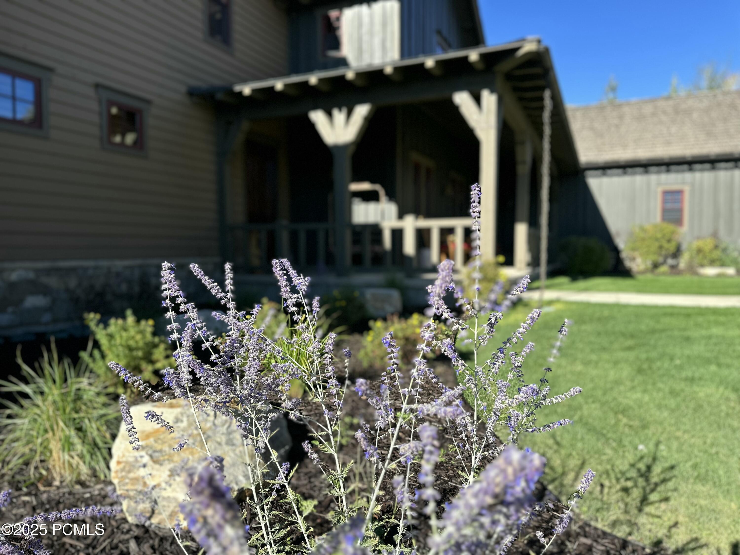 Kamas, Utah 84036, United States, 7 Bedrooms Bedrooms, ,8 BathroomsBathrooms,Residential,Active,231738