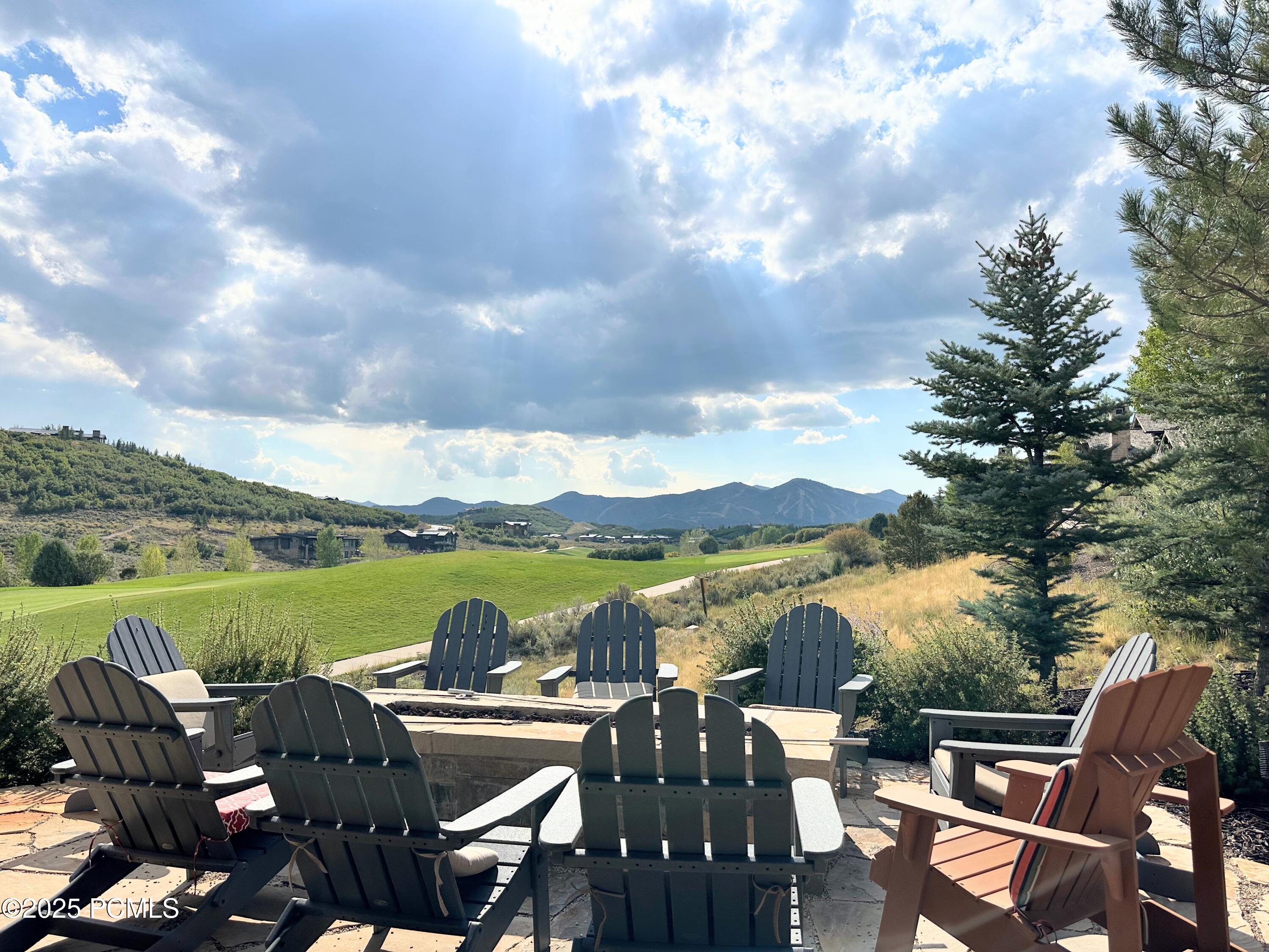 Kamas, Utah 84036, United States, 7 Bedrooms Bedrooms, ,8 BathroomsBathrooms,Residential,Active,231738