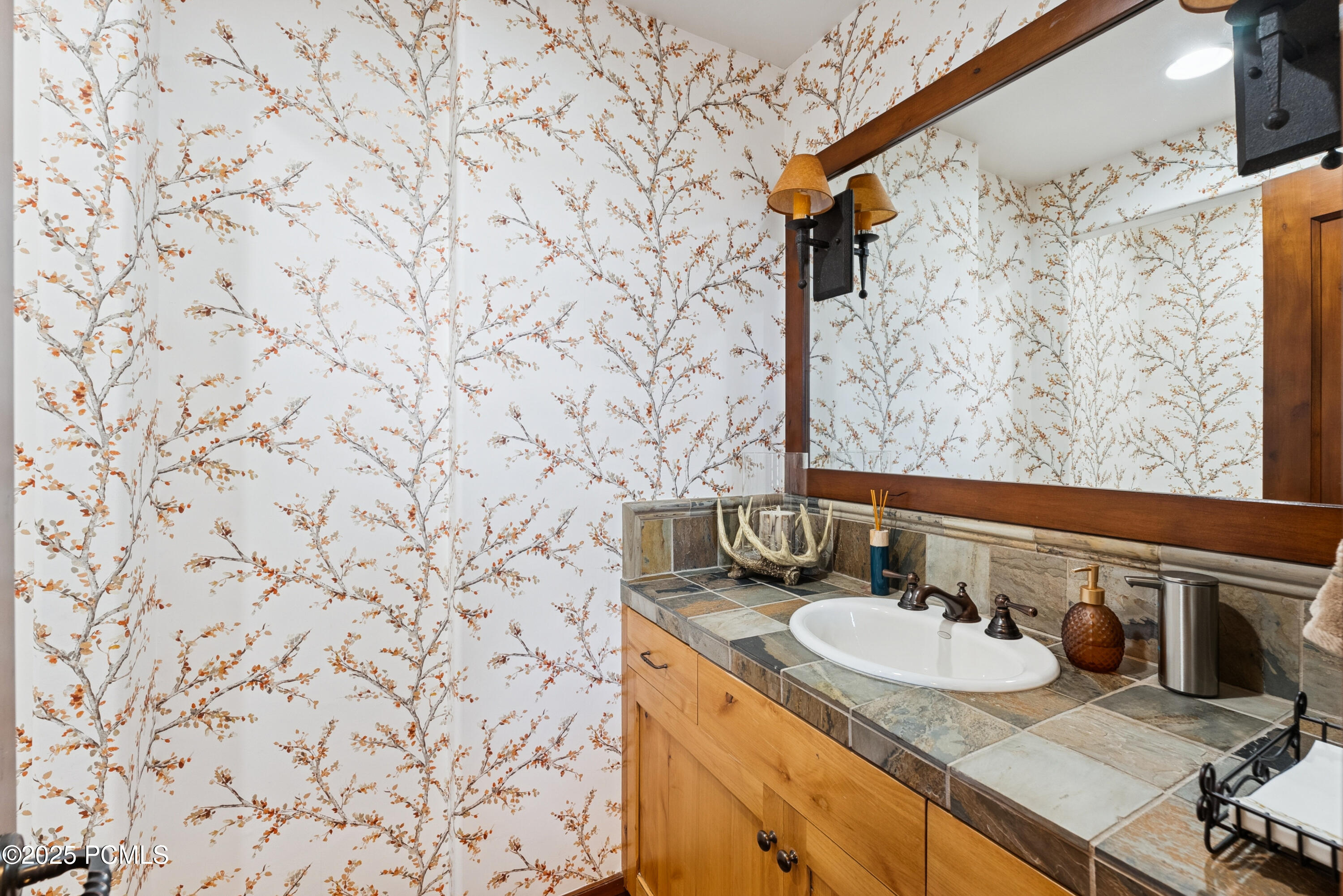 Kamas, Utah 84036, United States, 7 Bedrooms Bedrooms, ,8 BathroomsBathrooms,Residential,Active,231738