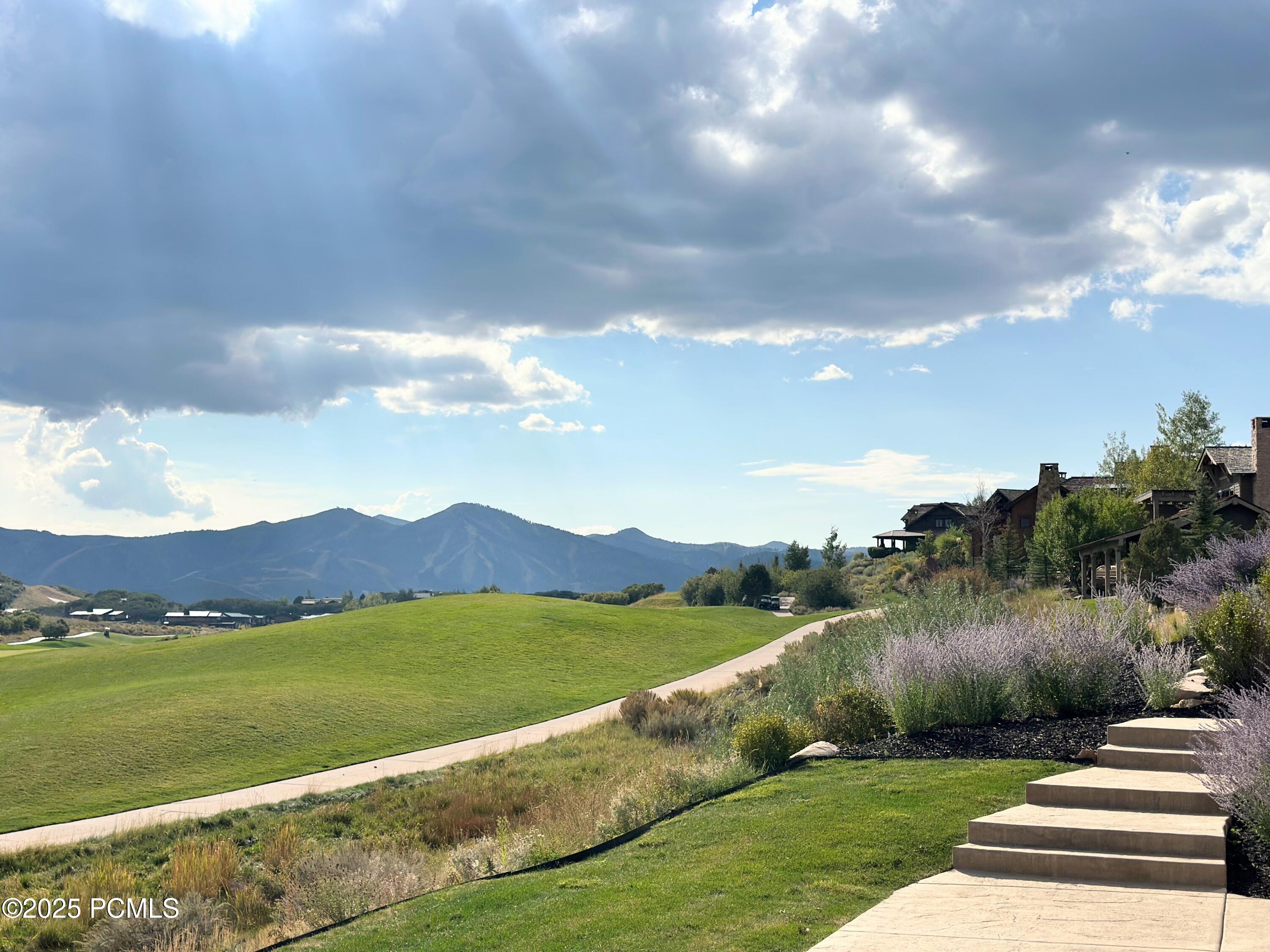 Kamas, Utah 84036, United States, 7 Bedrooms Bedrooms, ,8 BathroomsBathrooms,Residential,Active,231738