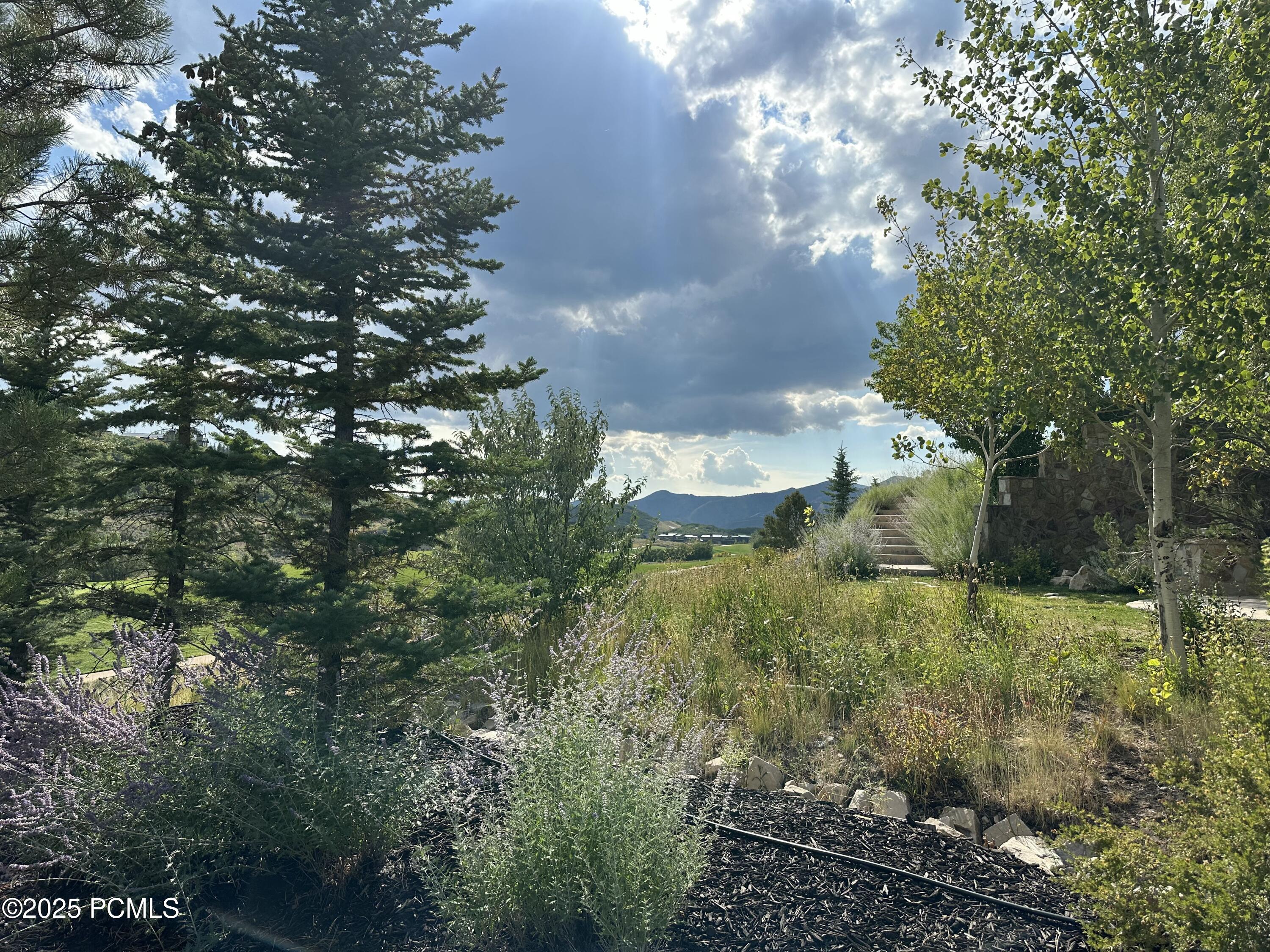 Kamas, Utah 84036, United States, 7 Bedrooms Bedrooms, ,8 BathroomsBathrooms,Residential,Active,231738