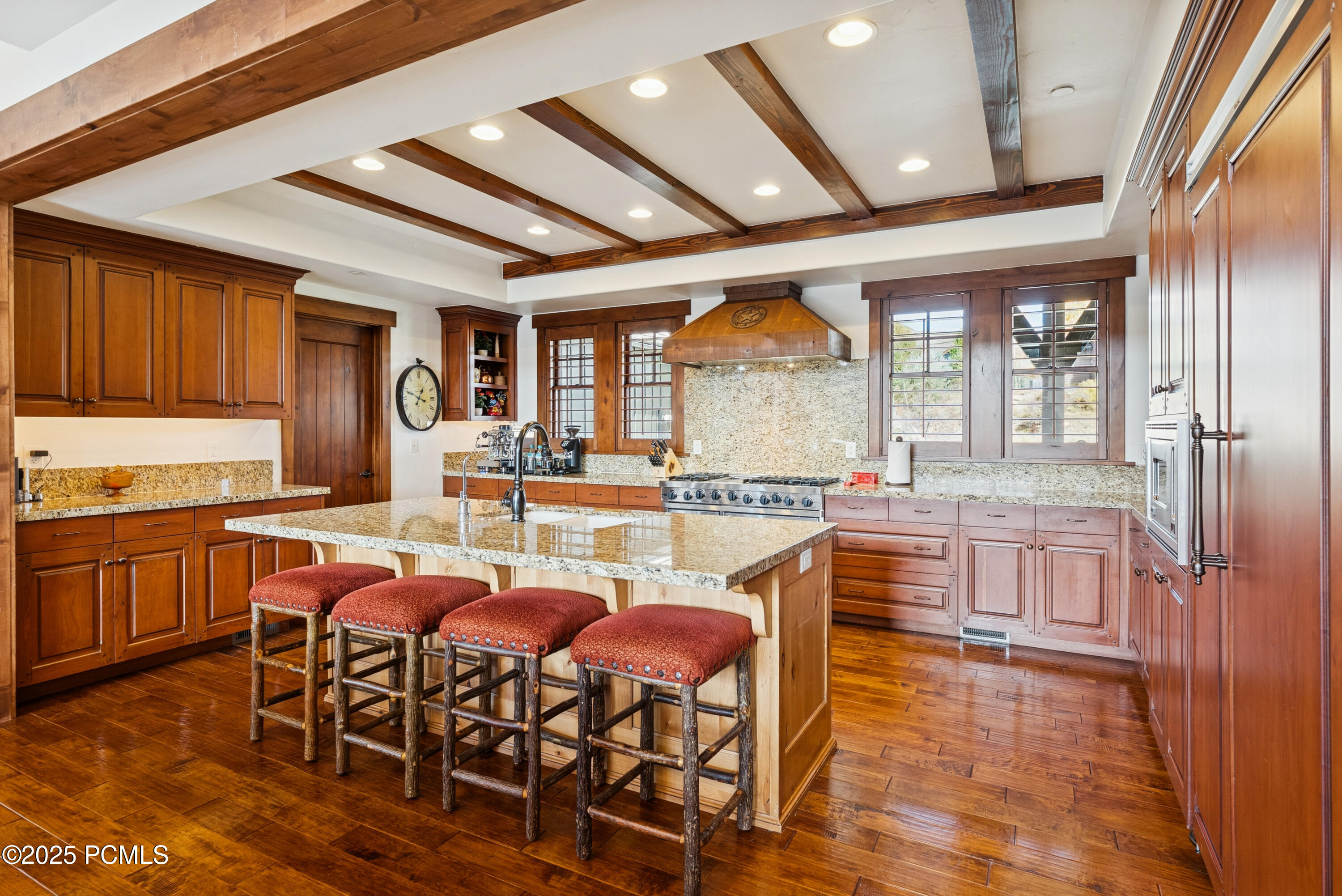 Kamas, Utah 84036, United States, 7 Bedrooms Bedrooms, ,8 BathroomsBathrooms,Residential,Active,231738