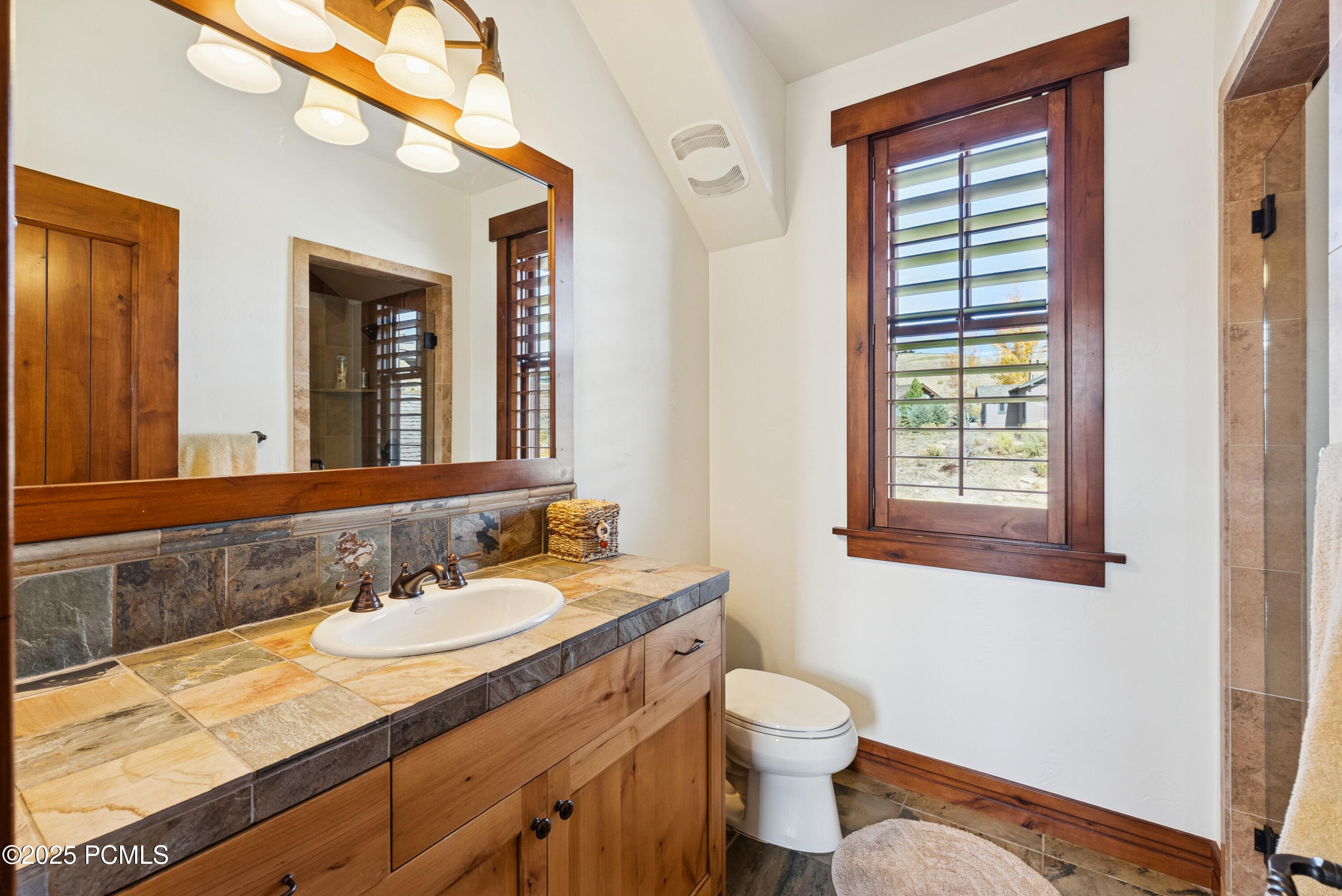 Kamas, Utah 84036, United States, 7 Bedrooms Bedrooms, ,8 BathroomsBathrooms,Residential,Active,231738