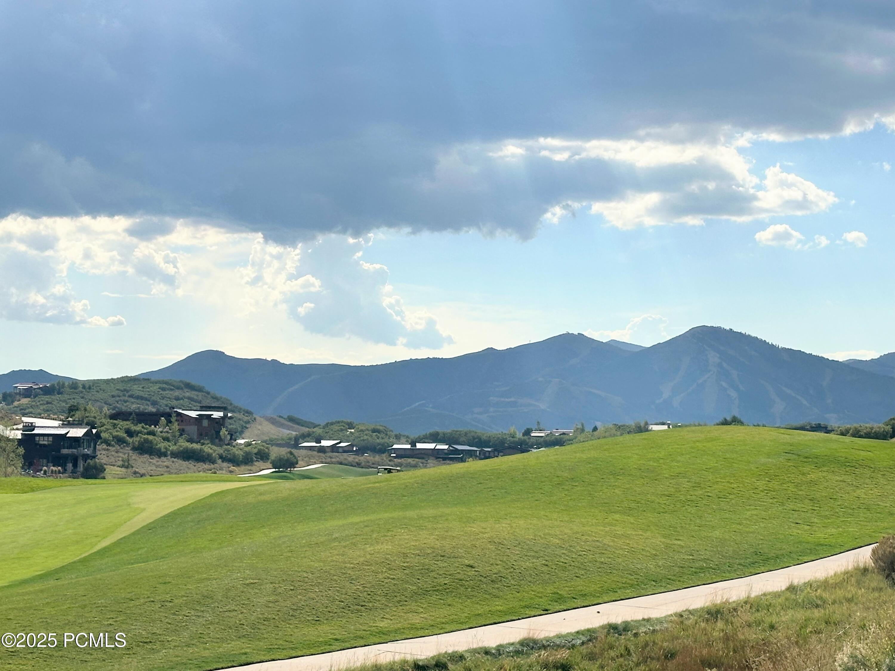 Kamas, Utah 84036, United States, 7 Bedrooms Bedrooms, ,8 BathroomsBathrooms,Residential,Active,231738