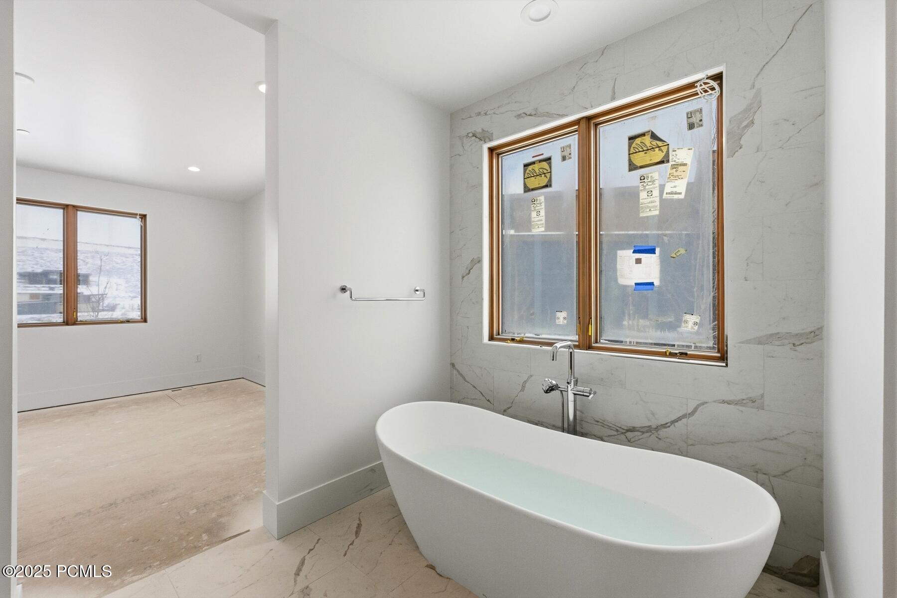 Park City, Utah 84098, United States, 4 Bedrooms Bedrooms, ,4 BathroomsBathrooms,Residential,Active,36338