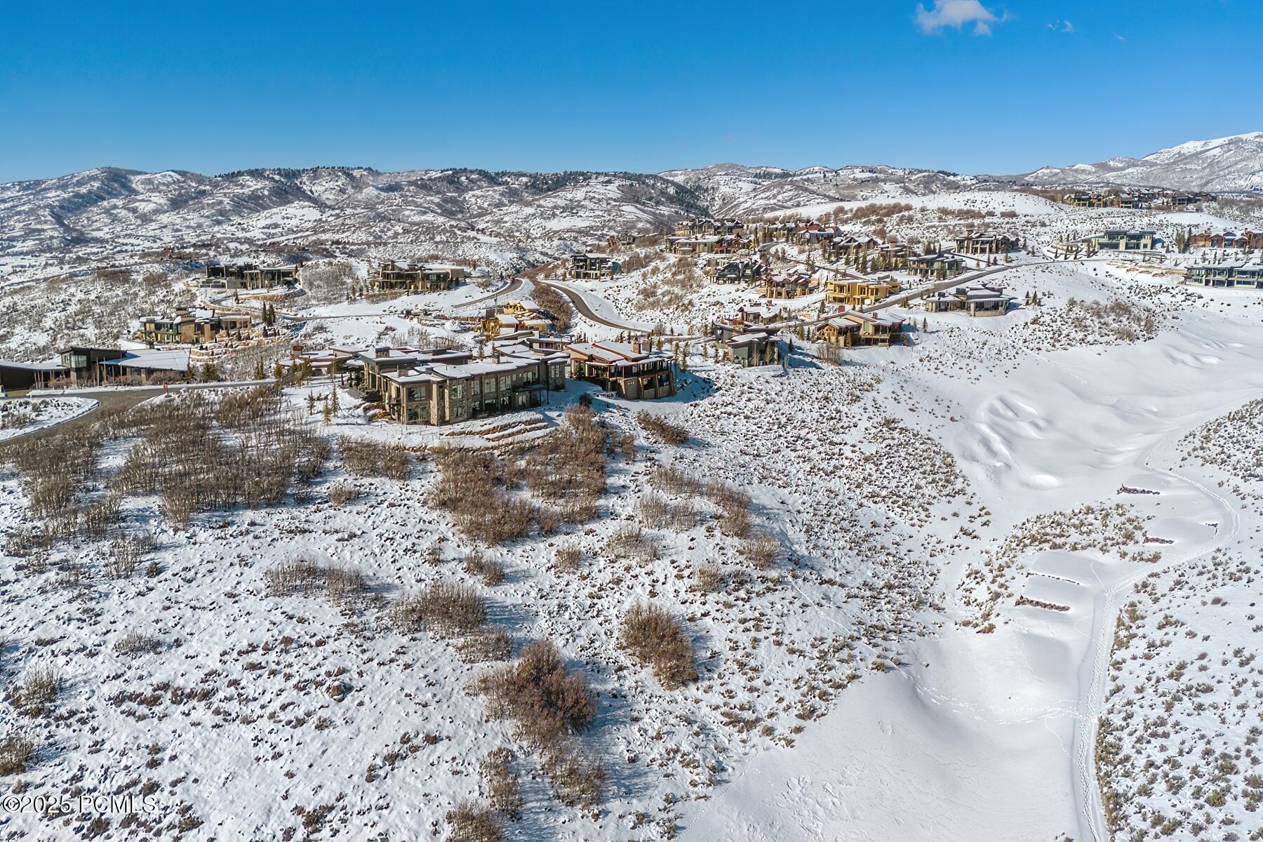 Park City, Utah 84098, United States, 6 Bedrooms Bedrooms, ,9 BathroomsBathrooms,Residential,Pending,87495