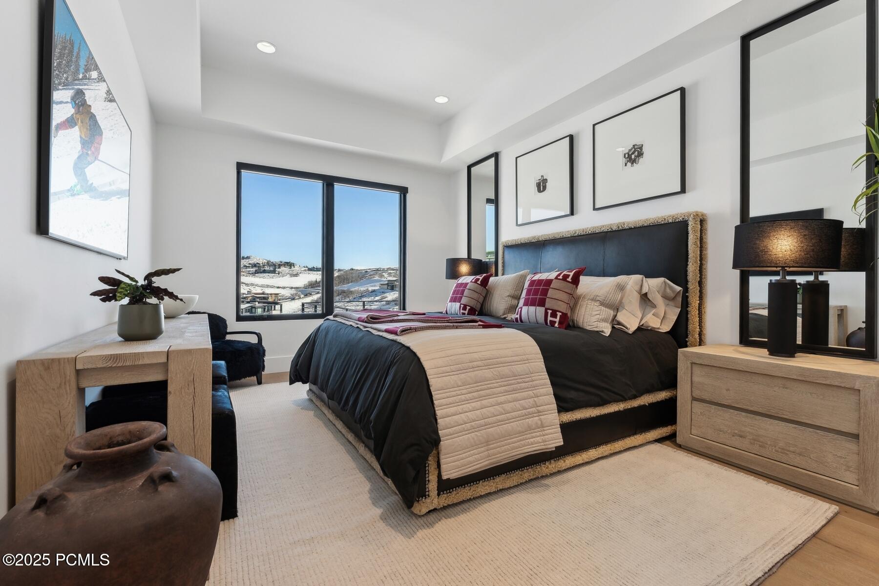 Park City, Utah 84098, United States, 6 Bedrooms Bedrooms, ,9 BathroomsBathrooms,Residential,Pending,87495