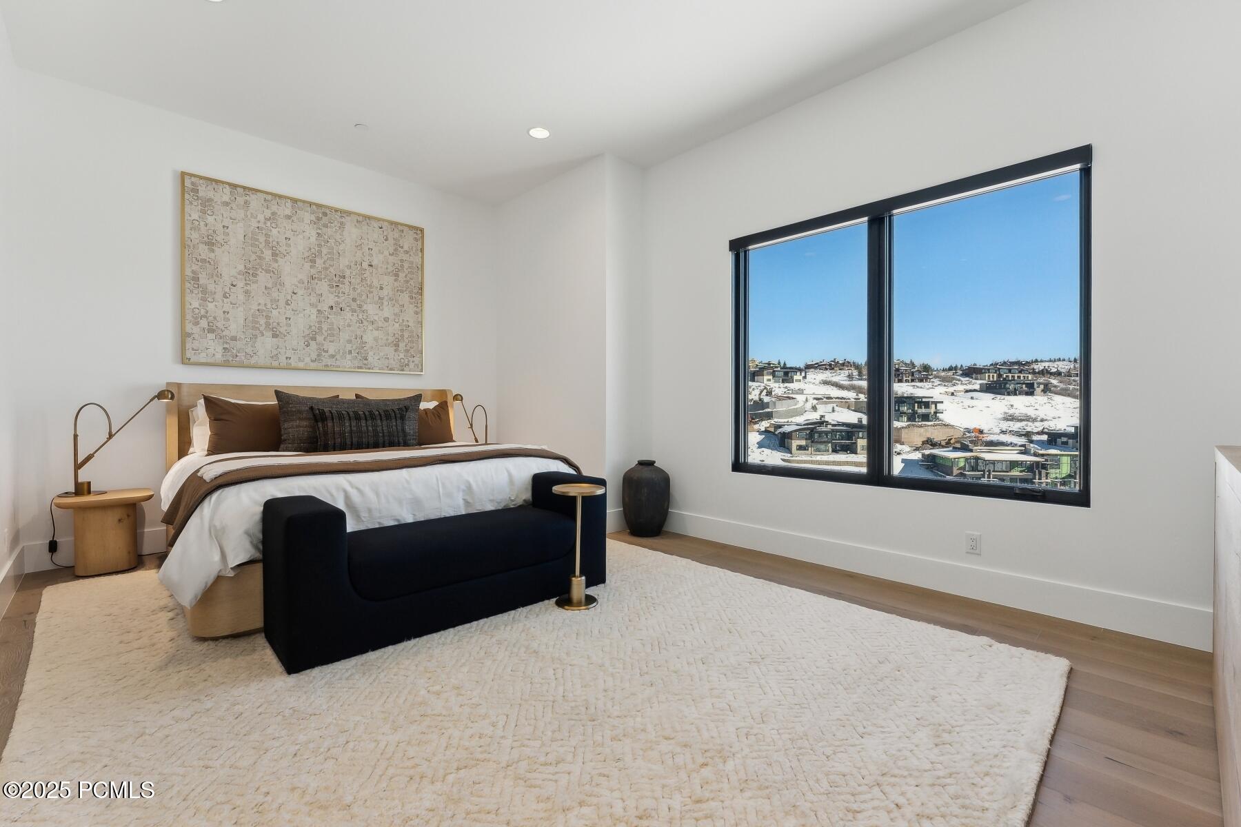 Park City, Utah 84098, United States, 6 Bedrooms Bedrooms, ,9 BathroomsBathrooms,Residential,Pending,87495