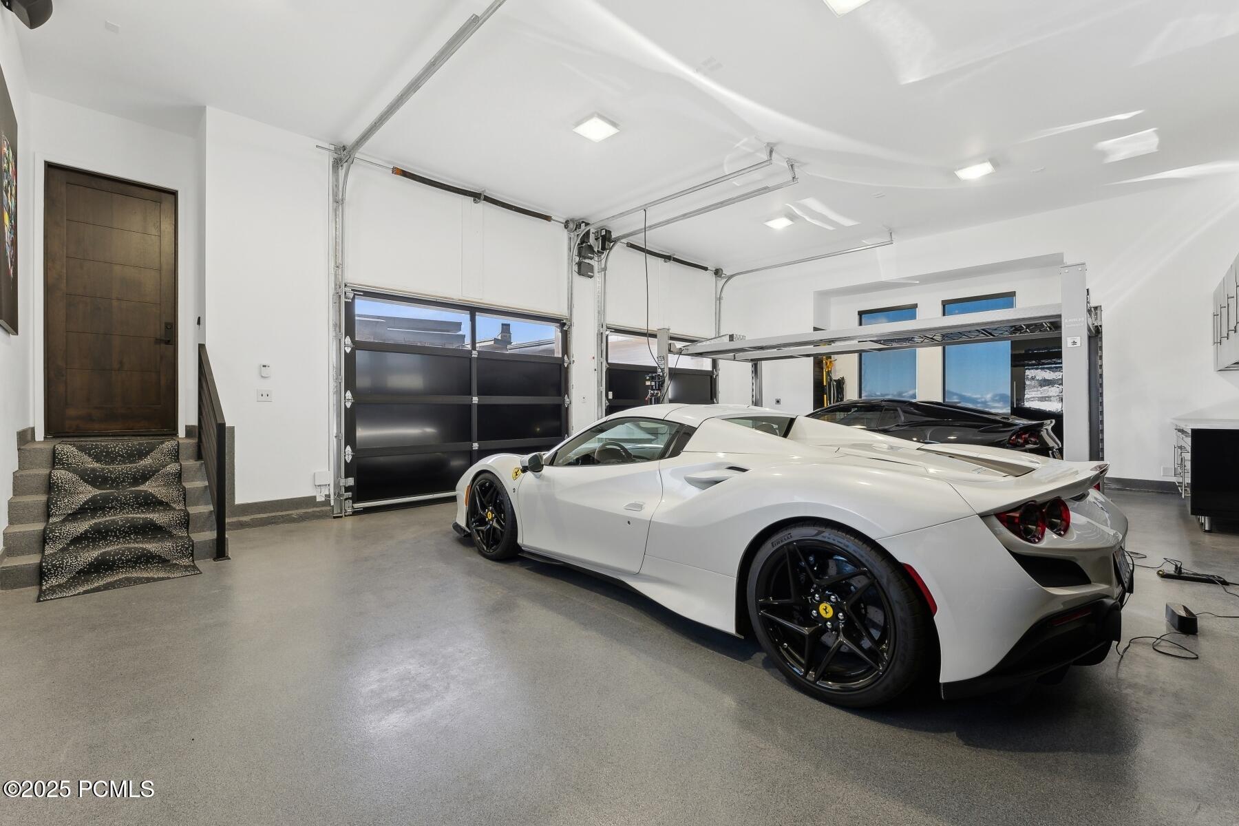 Park City, Utah 84098, United States, 6 Bedrooms Bedrooms, ,9 BathroomsBathrooms,Residential,Pending,87495