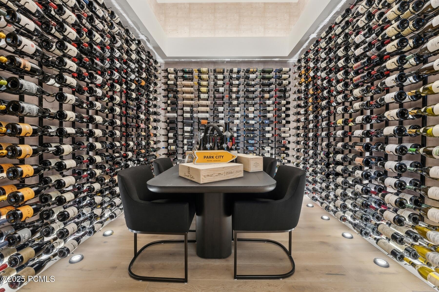 Park City, Utah 84098, United States, 6 Bedrooms Bedrooms, ,9 BathroomsBathrooms,Residential,Pending,87495