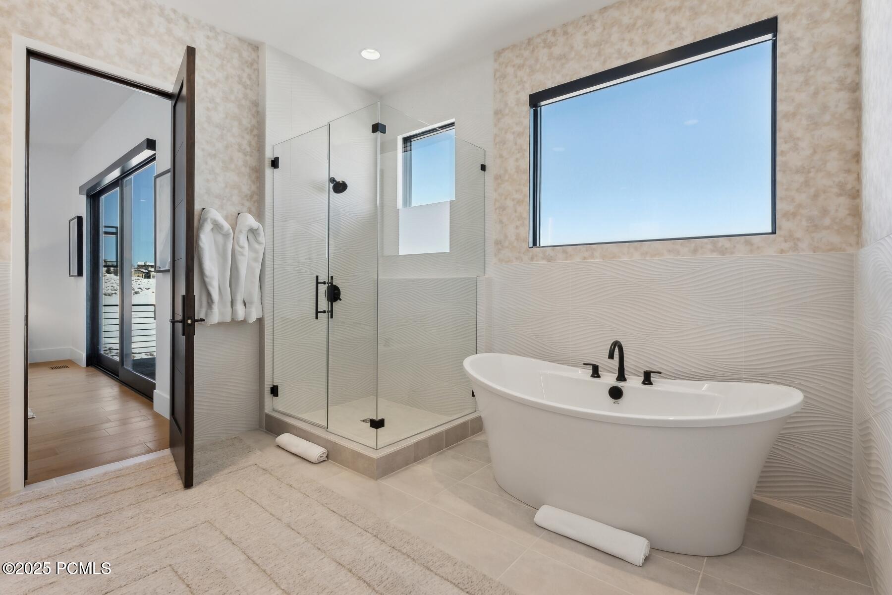 Park City, Utah 84098, United States, 6 Bedrooms Bedrooms, ,9 BathroomsBathrooms,Residential,Pending,87495