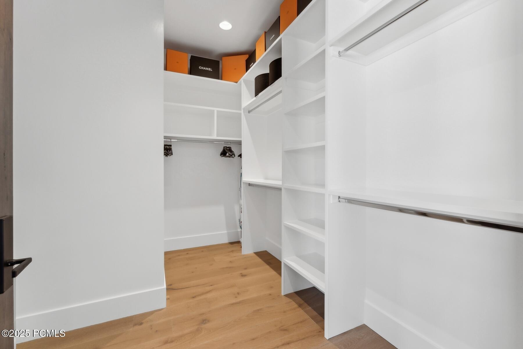 Park City, Utah 84098, United States, 6 Bedrooms Bedrooms, ,9 BathroomsBathrooms,Residential,Pending,87495