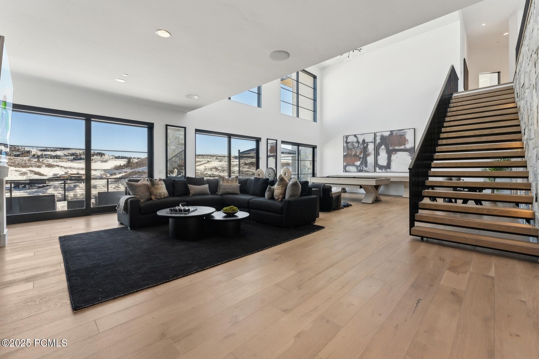 Park City, Utah 84098, United States, 6 Bedrooms Bedrooms, ,9 BathroomsBathrooms,Residential,Pending,87495