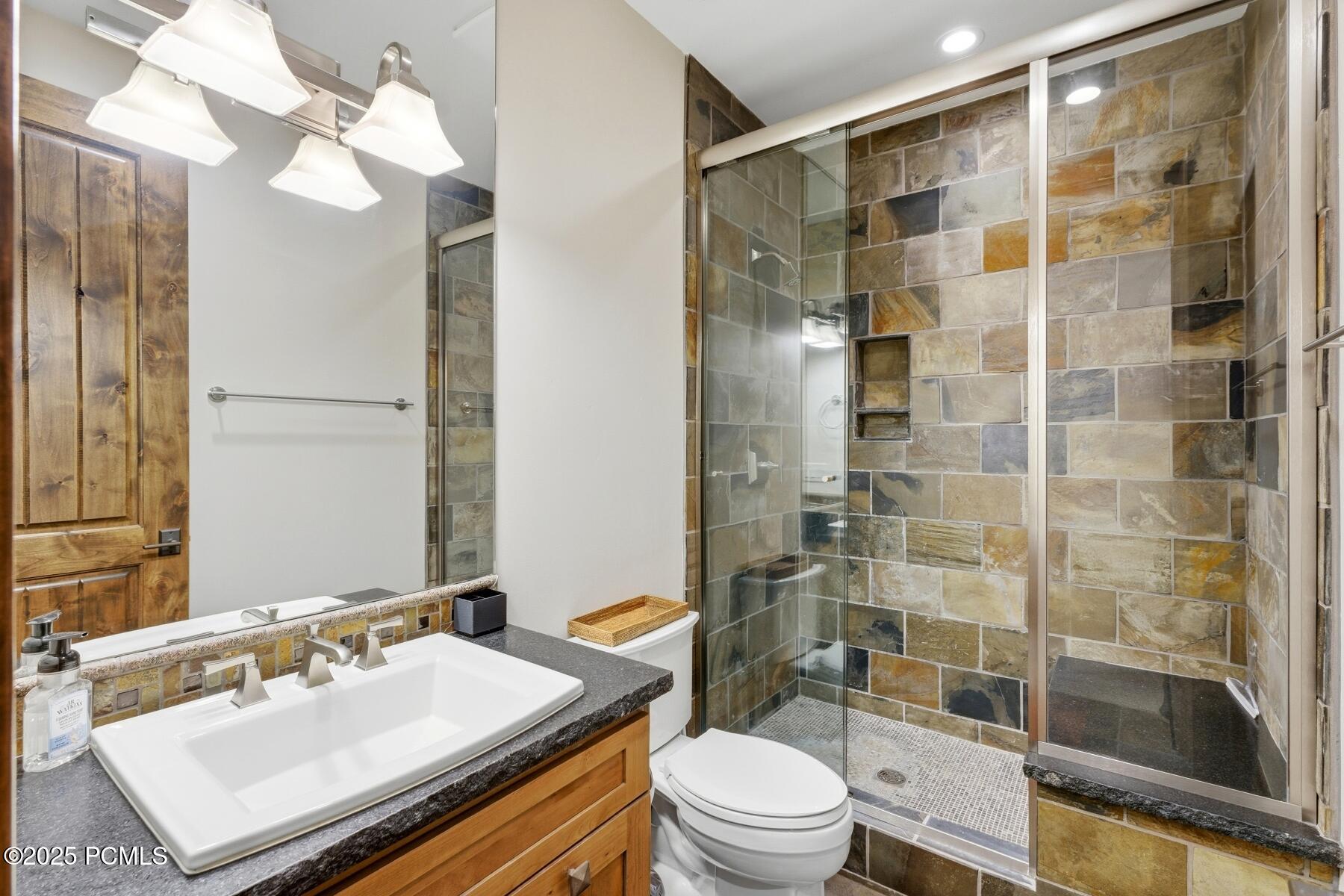 Park City, Utah 84098, United States, 5 Bedrooms Bedrooms, ,8 BathroomsBathrooms,Residential,Active,256546