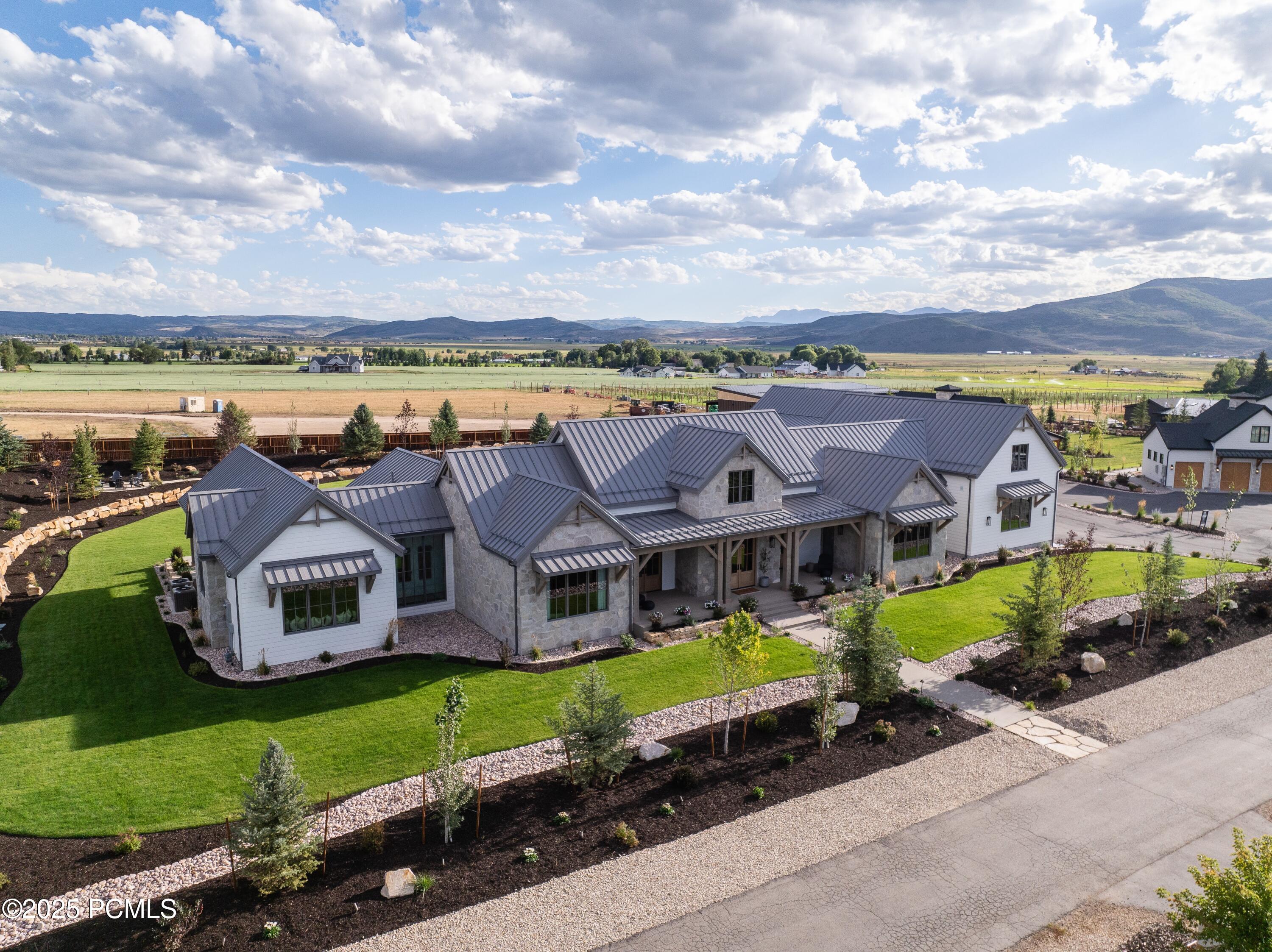 205 W Lazy Acres Lane, Kamas, Utah image 2