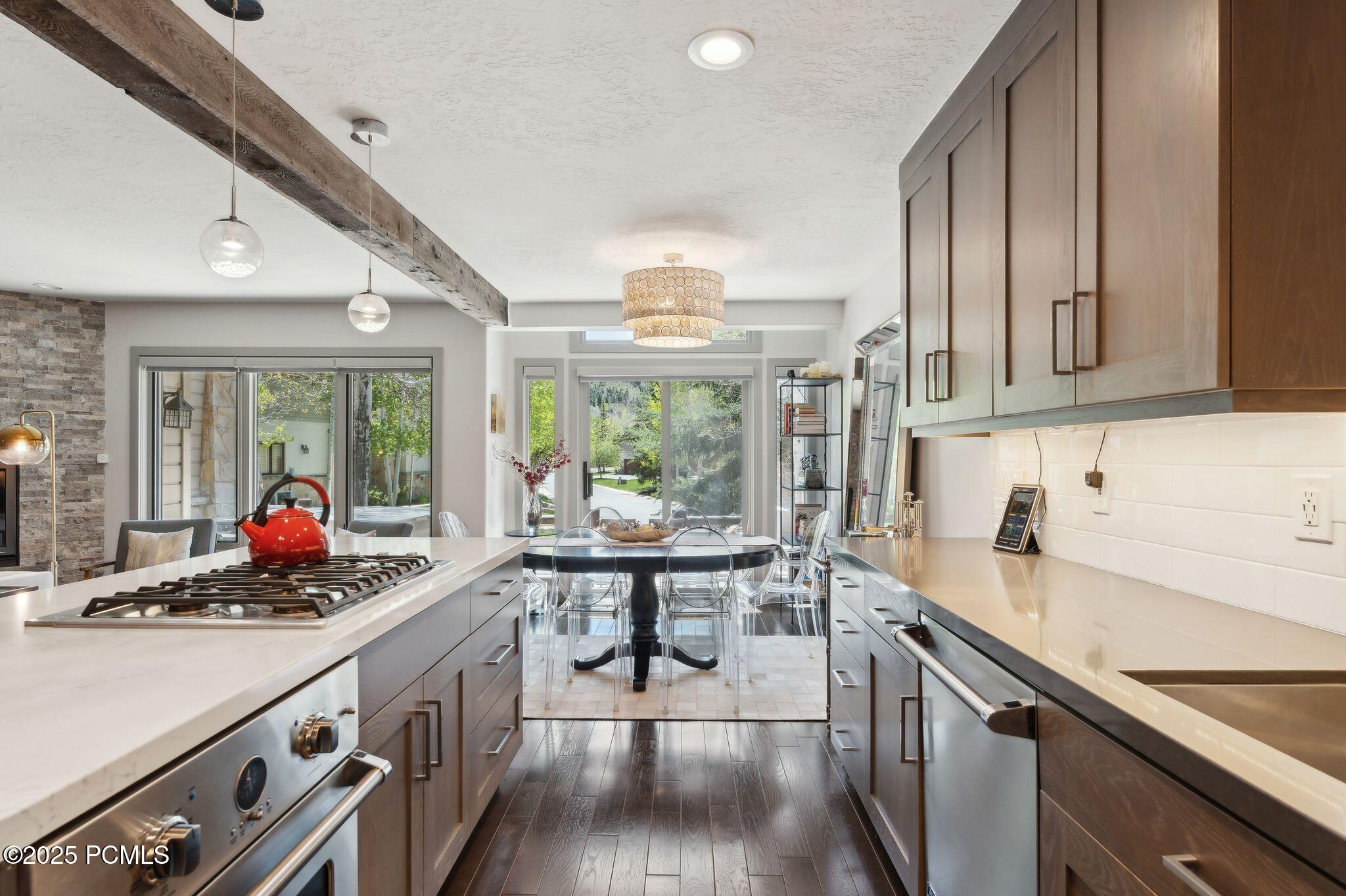 2464 Deer Lake Drive, Park City, Utah image 9