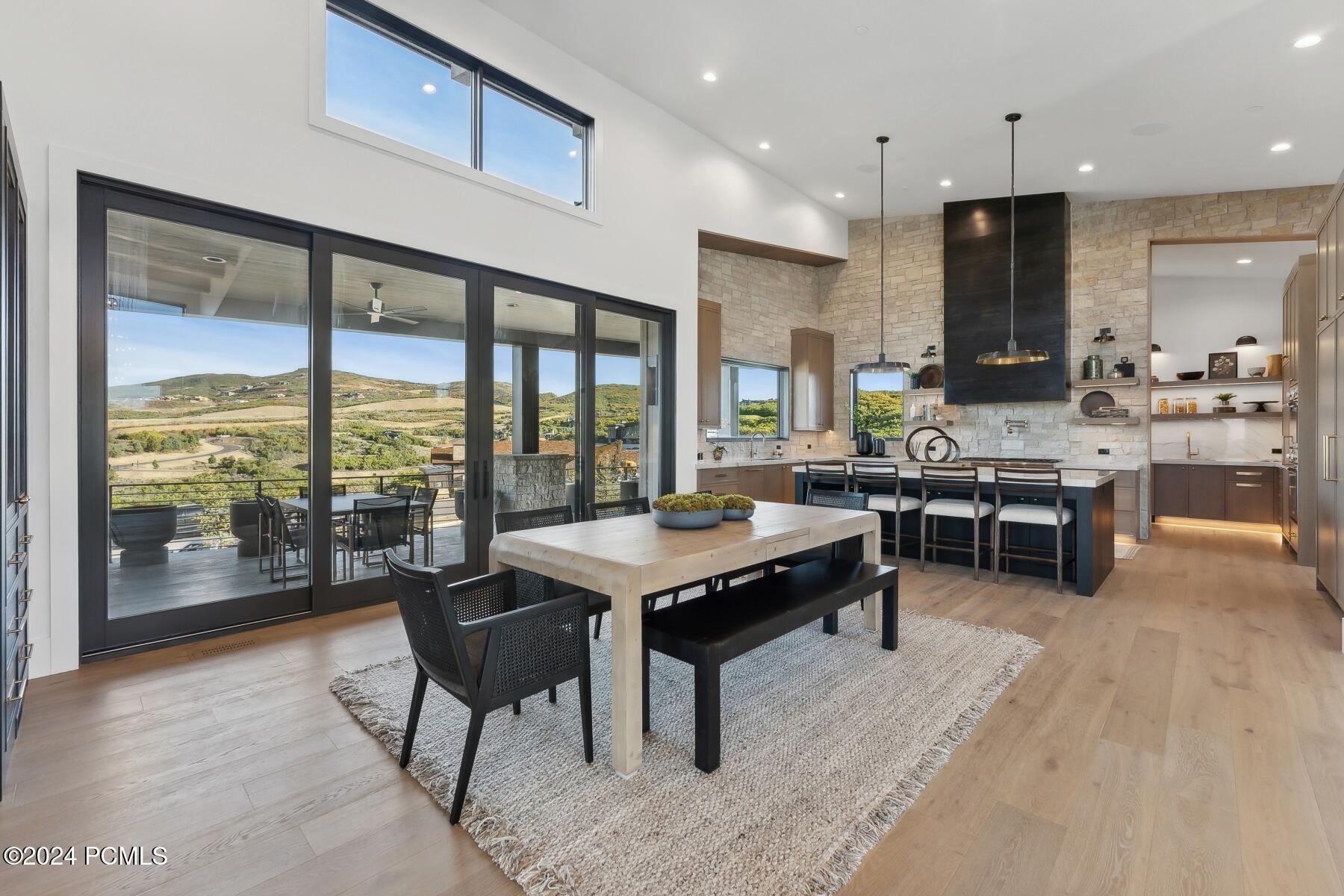 Kamas, Utah 84036, United States, 5 Bedrooms Bedrooms, ,6 BathroomsBathrooms,Residential,Active,42026