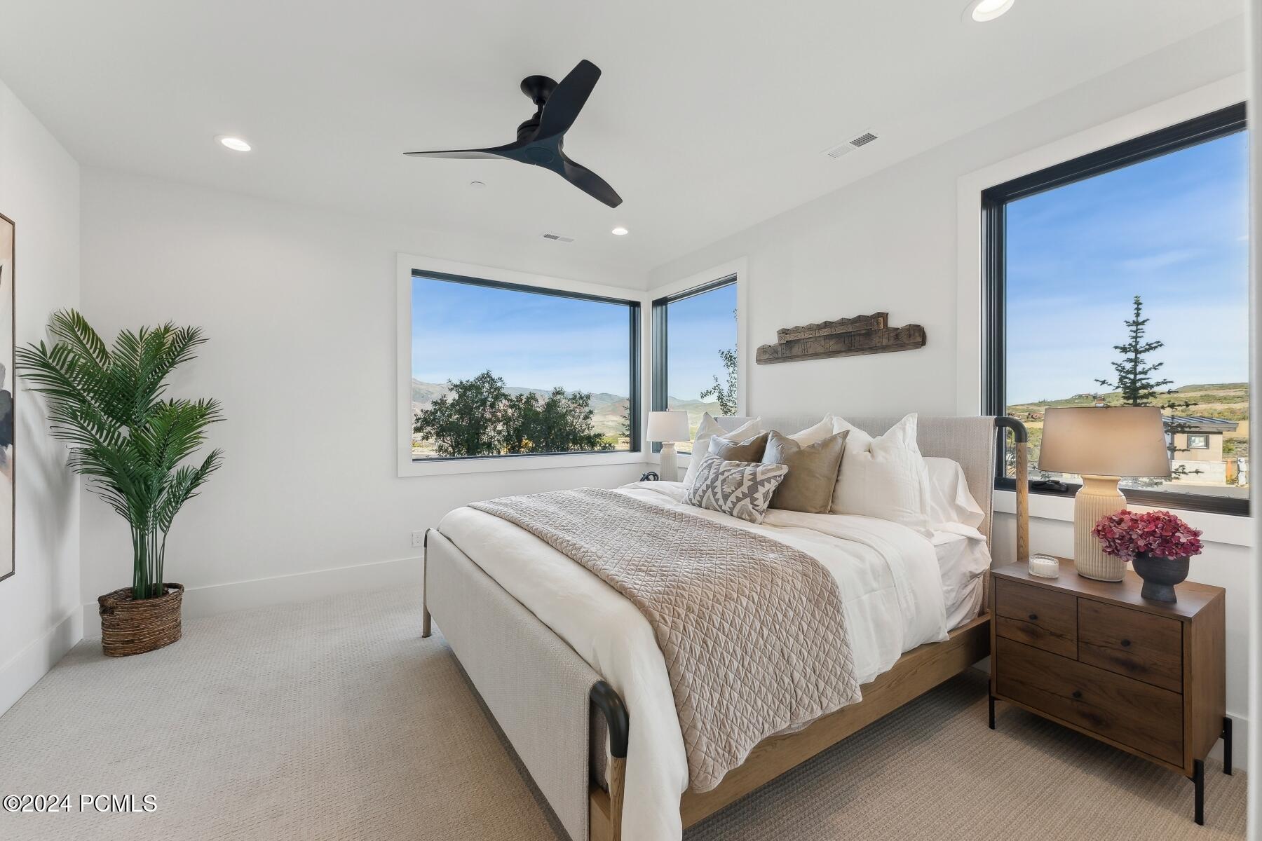 Kamas, Utah 84036, United States, 5 Bedrooms Bedrooms, ,6 BathroomsBathrooms,Residential,Active,42026