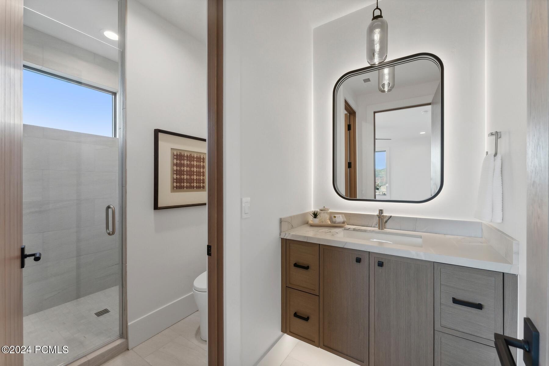 Kamas, Utah 84036, United States, 5 Bedrooms Bedrooms, ,6 BathroomsBathrooms,Residential,Active,42026