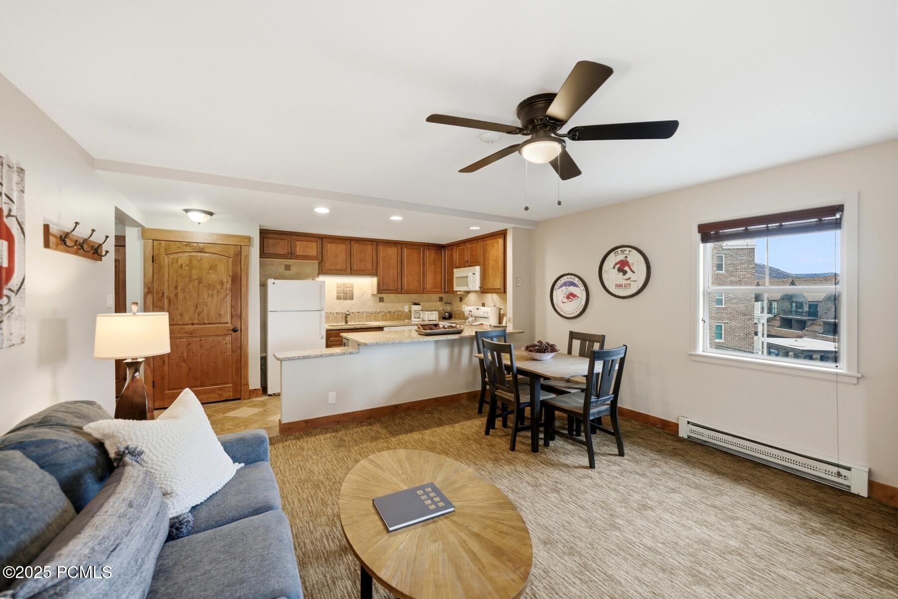 Park City, Utah 84060, United States, 1 Bedroom Bedrooms, ,2 BathroomsBathrooms,Residential,Active,245810