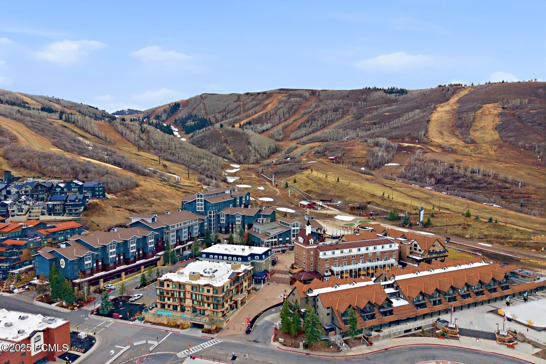 Park City, Utah 84060, United States, 1 Bedroom Bedrooms, ,2 BathroomsBathrooms,Residential,Active,245810