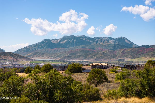 1381 N MONROE PEAK CIR, HEBER CITY, UT 84032 - Image 49d28d3de7fd6ce56b4e02c63ad22935/967434166