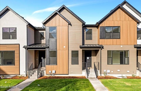 Townhouse For Sale - 2372 N Paradise Flat Lane<br/> Heber City, UT 84032