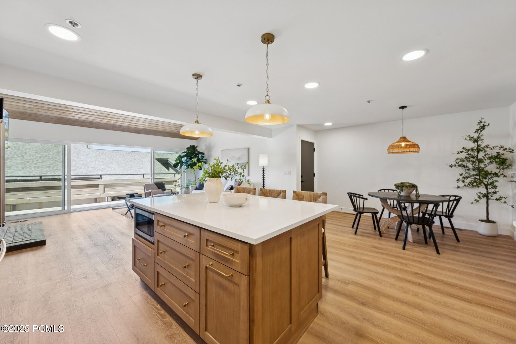 Park City, Utah 84060, United States, 3 Bedrooms Bedrooms, ,3 BathroomsBathrooms,Residential,Active,181509