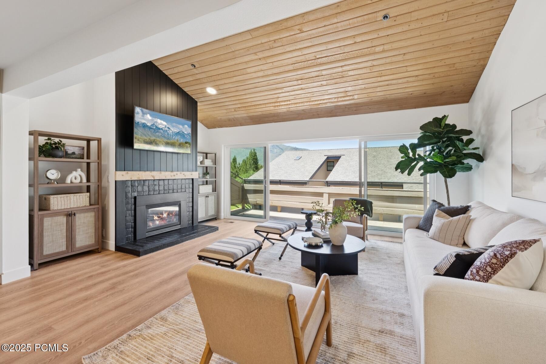 Park City, Utah 84060, United States, 3 Bedrooms Bedrooms, ,3 BathroomsBathrooms,Residential,Active,181509