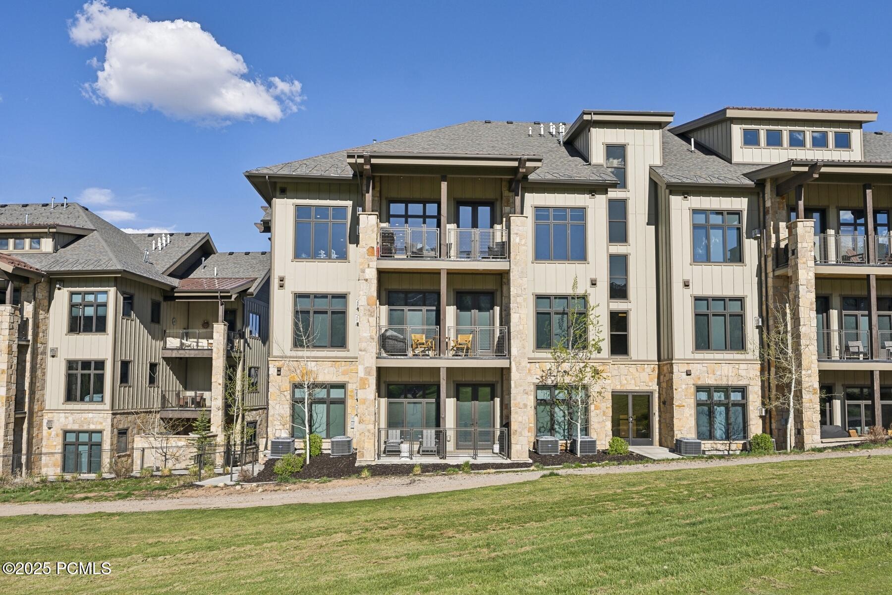 3703 Blackstone Drive #UNIT 303, Park City, Utah image 45