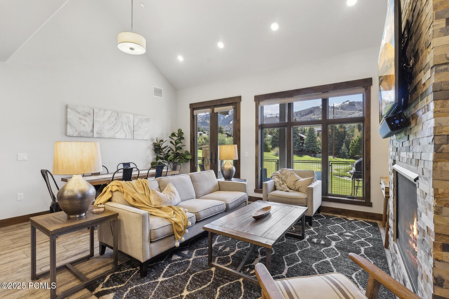3703 Blackstone Drive #UNIT 303, Park City, Utah image 22