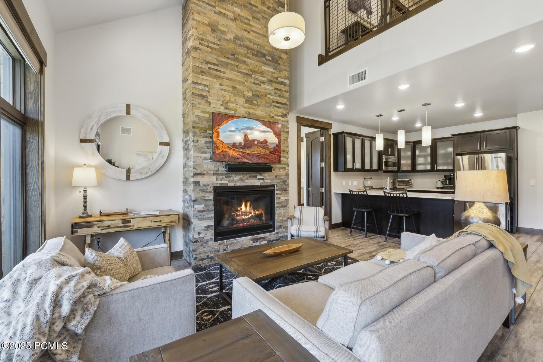 3703 Blackstone Drive #UNIT 303, Park City, Utah image 25