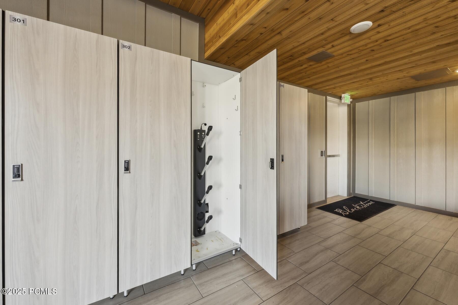 3703 Blackstone Drive #UNIT 303, Park City, Utah image 40