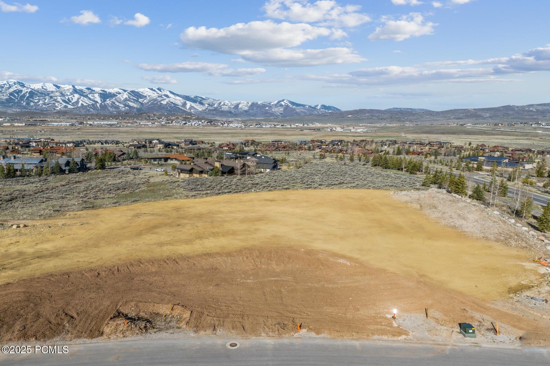 Park City, Utah 84098, United States, 5 Bedrooms Bedrooms, ,7 BathroomsBathrooms,Residential,Pending,165969