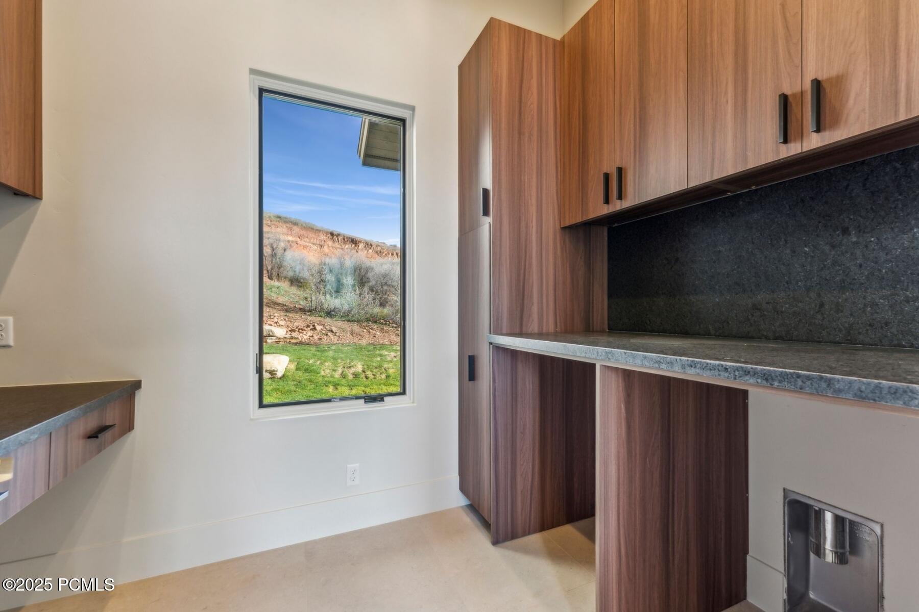 Hideout, Utah 84036, United States, 5 Bedrooms Bedrooms, ,6 BathroomsBathrooms,Residential,Active,123450