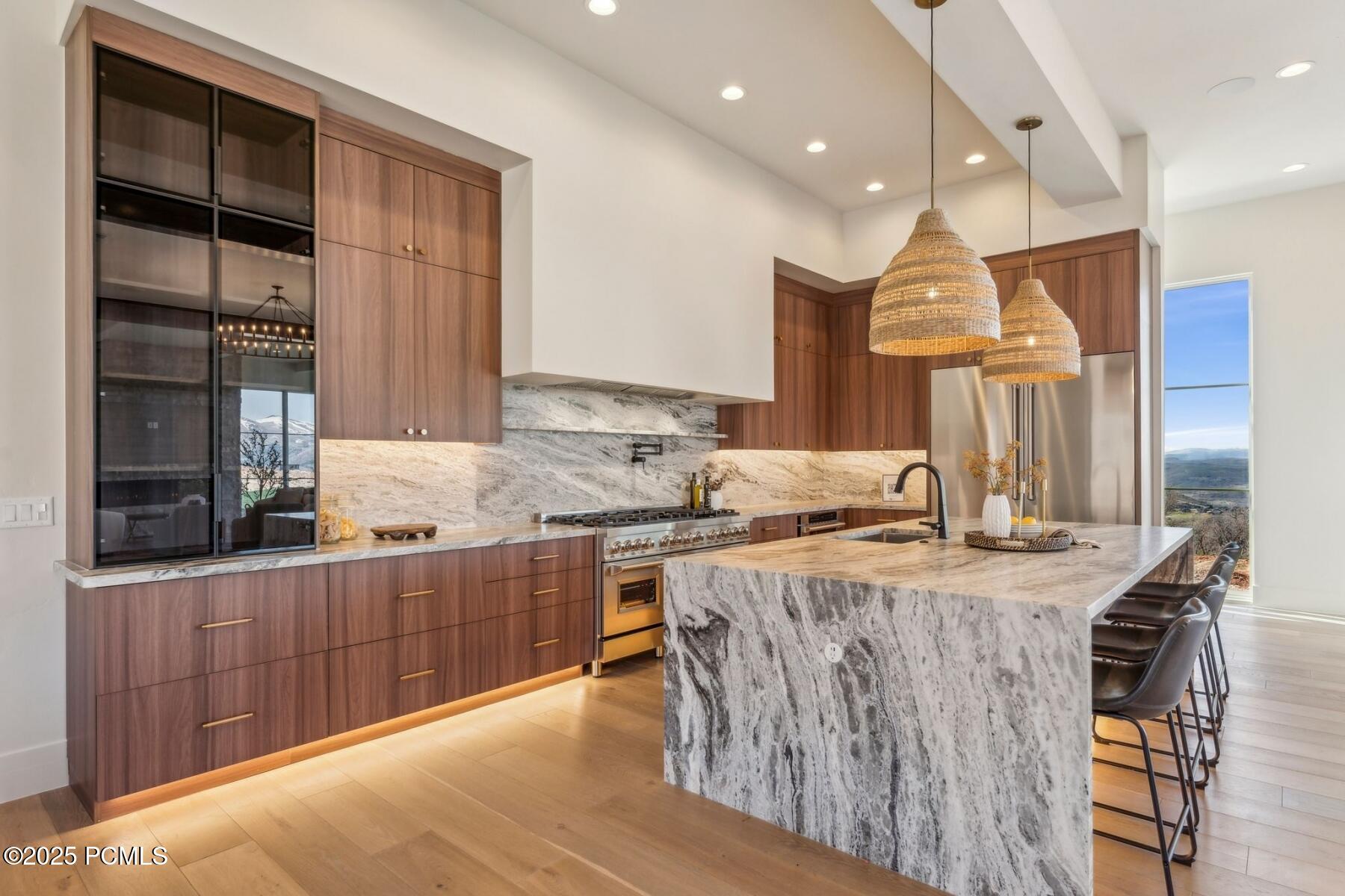 Hideout, Utah 84036, United States, 5 Bedrooms Bedrooms, ,6 BathroomsBathrooms,Residential,Active,123450