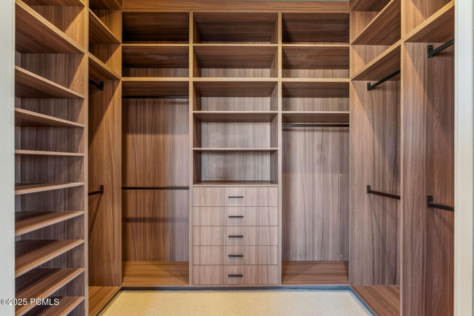 Hideout, Utah 84036, United States, 5 Bedrooms Bedrooms, ,6 BathroomsBathrooms,Residential,Active,123450