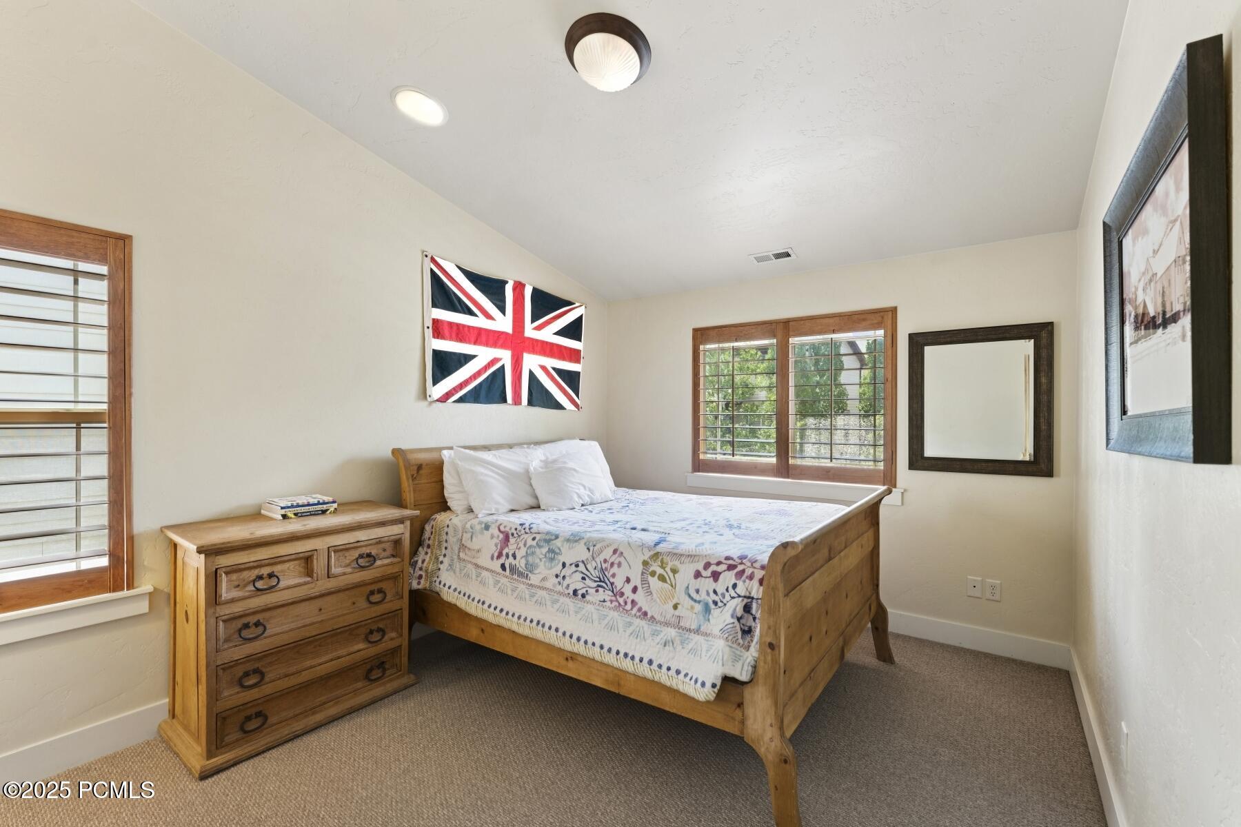 Park City, Utah 84098, United States, 4 Bedrooms Bedrooms, ,4 BathroomsBathrooms,Residential,Pending,181158