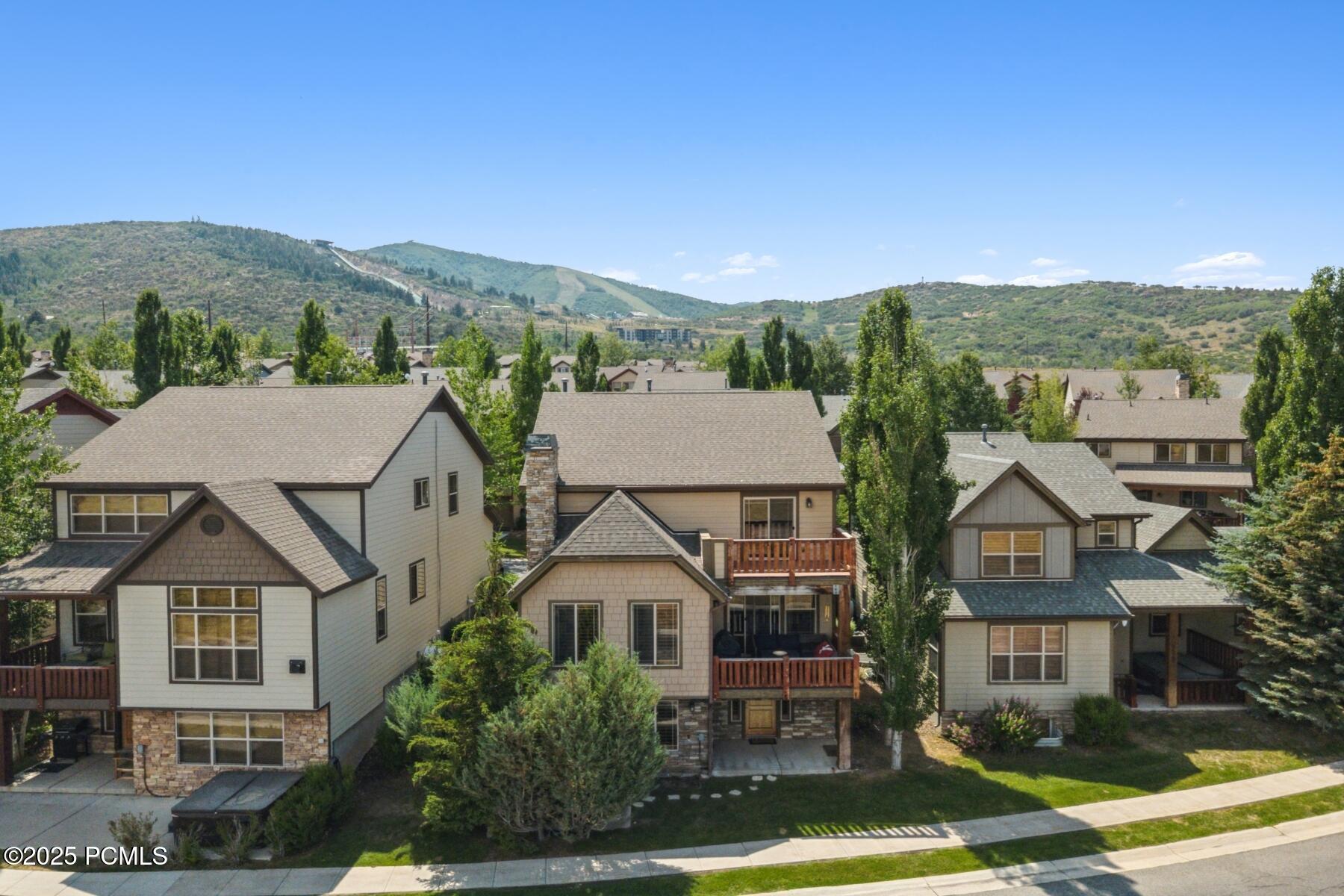 Park City, Utah 84098, United States, 4 Bedrooms Bedrooms, ,4 BathroomsBathrooms,Residential,Pending,181158