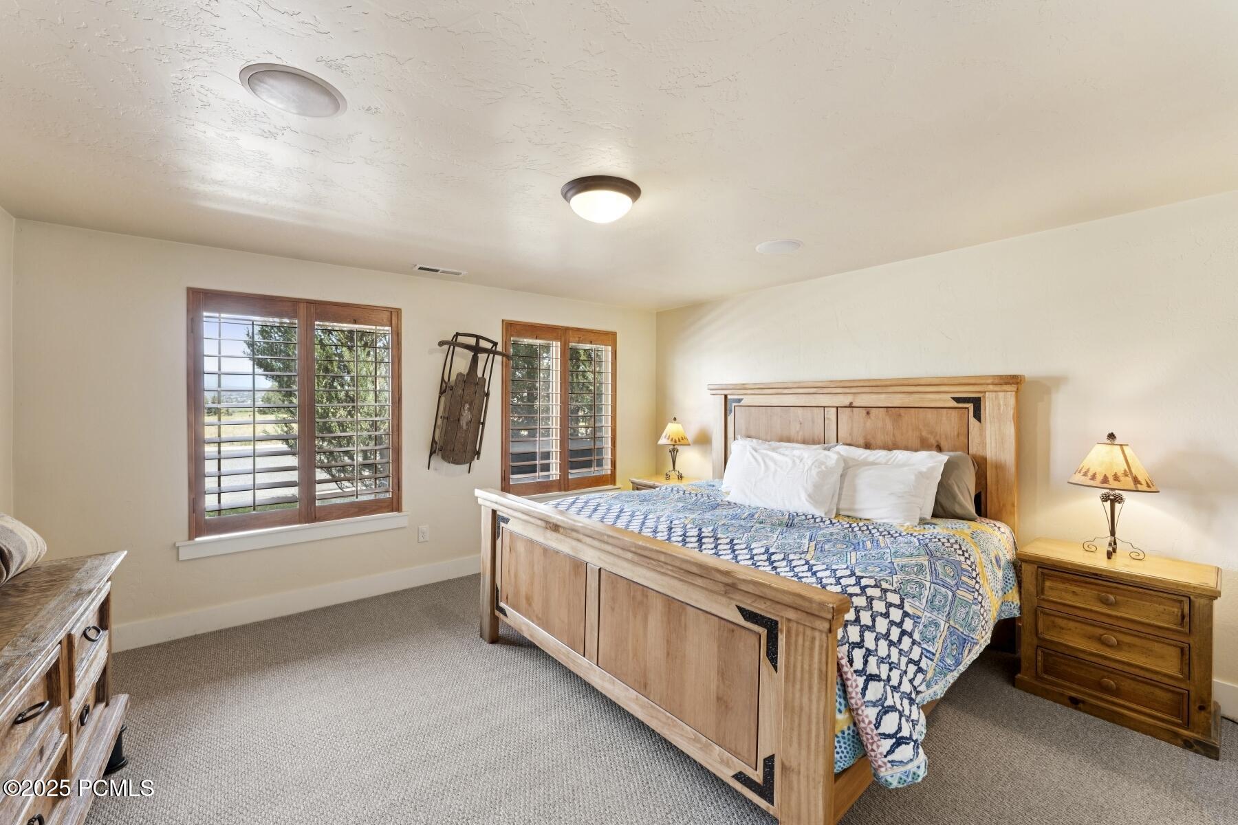 Park City, Utah 84098, United States, 4 Bedrooms Bedrooms, ,4 BathroomsBathrooms,Residential,Pending,181158