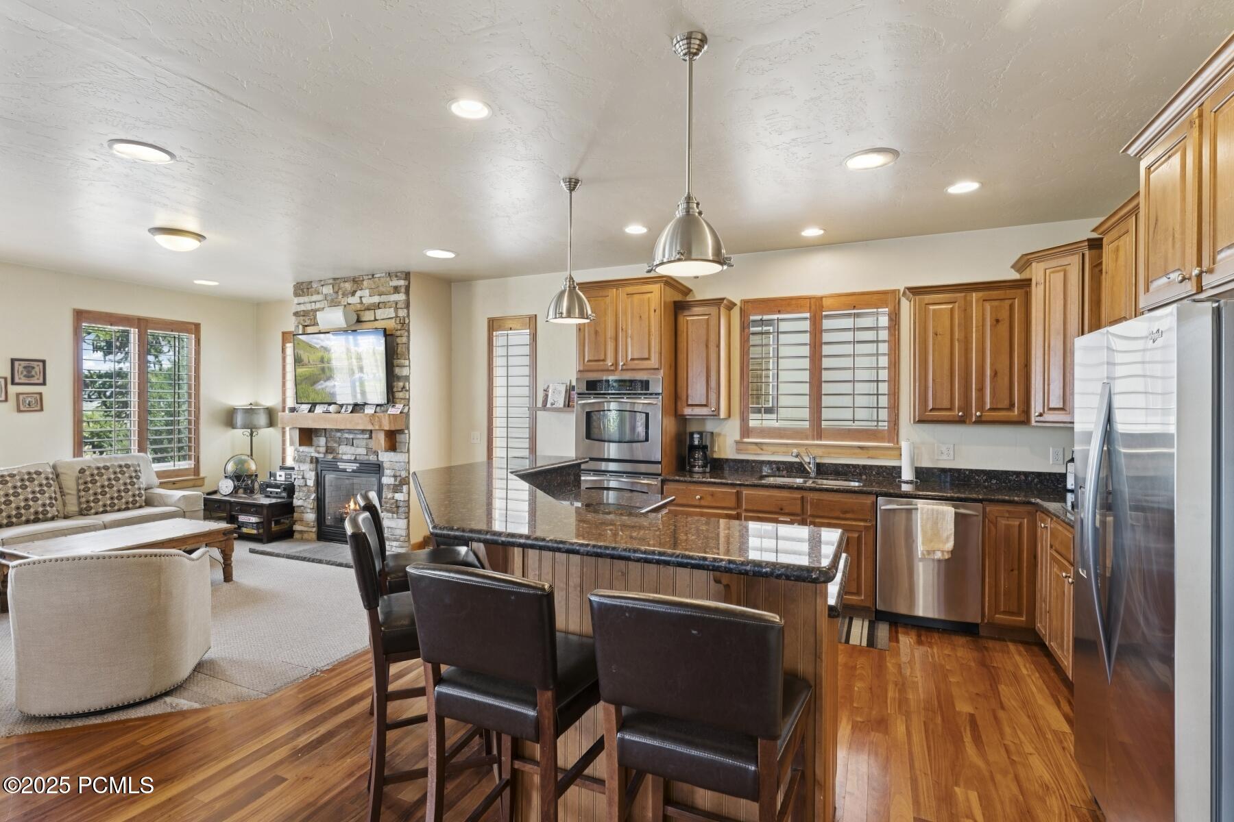 Park City, Utah 84098, United States, 4 Bedrooms Bedrooms, ,4 BathroomsBathrooms,Residential,Pending,181158