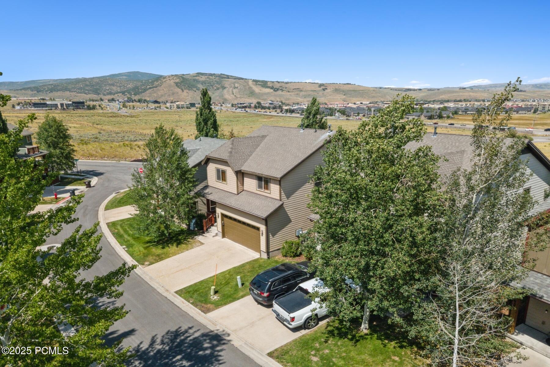 Park City, Utah 84098, United States, 4 Bedrooms Bedrooms, ,4 BathroomsBathrooms,Residential,Pending,181158
