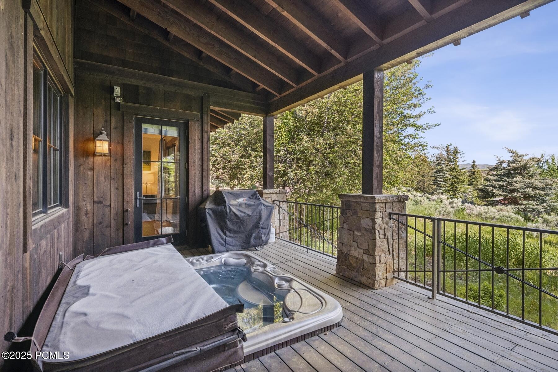 Park City, Utah 84098, United States, 4 Bedrooms Bedrooms, ,4 BathroomsBathrooms,Residential,Active,188155