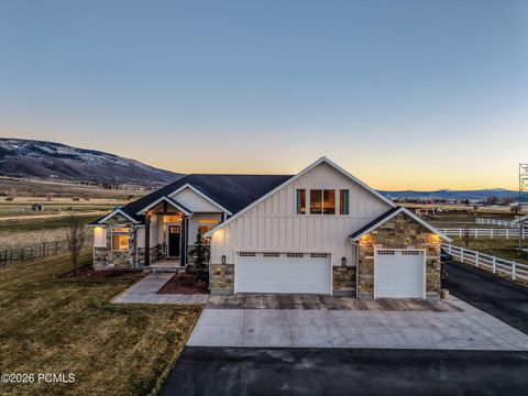Homes For Sale - 352 E Boulderville Road<br/> Oakley, UT 84055