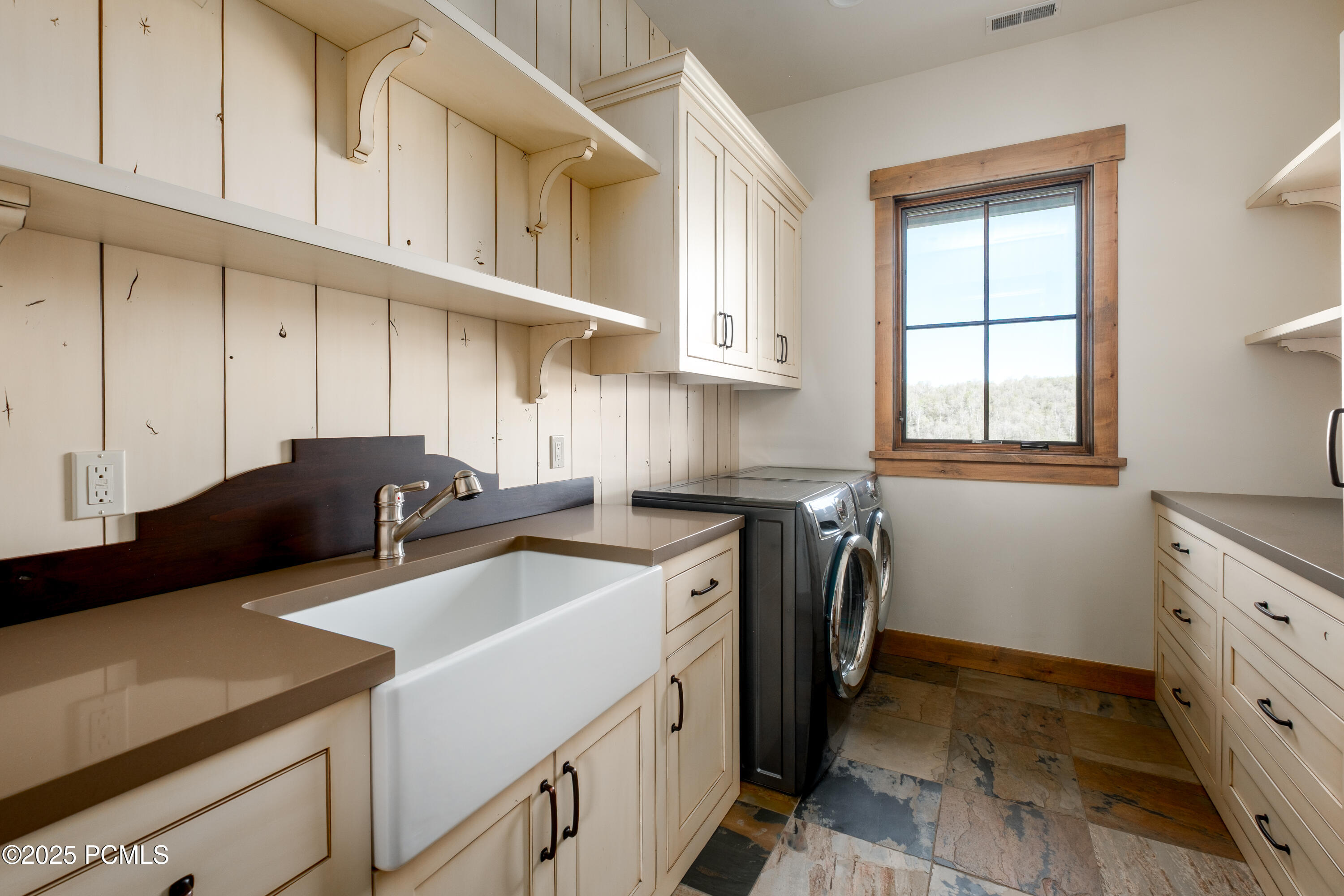 Heber City, Utah 84032, United States, 7 Bedrooms Bedrooms, ,10 BathroomsBathrooms,Residential,Active,58285